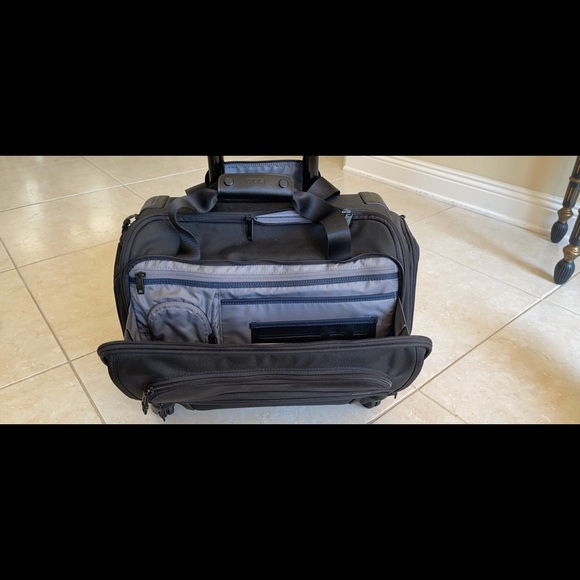 Compact 4 Wheeled Duffel - Picture 5 of 8